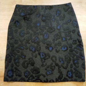 Loft size S skirt without tag.